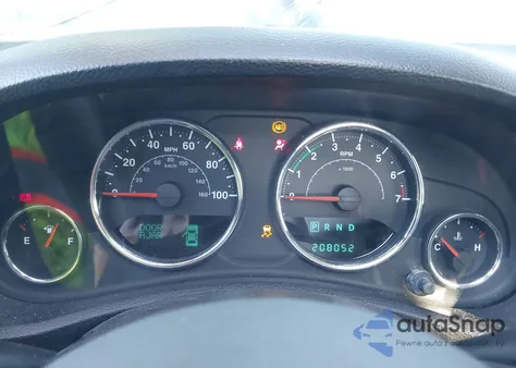 2013 Jeep Wrangler Unlimited Sahara from USA, damaged, VIN 1C4HJWEGXDL655800